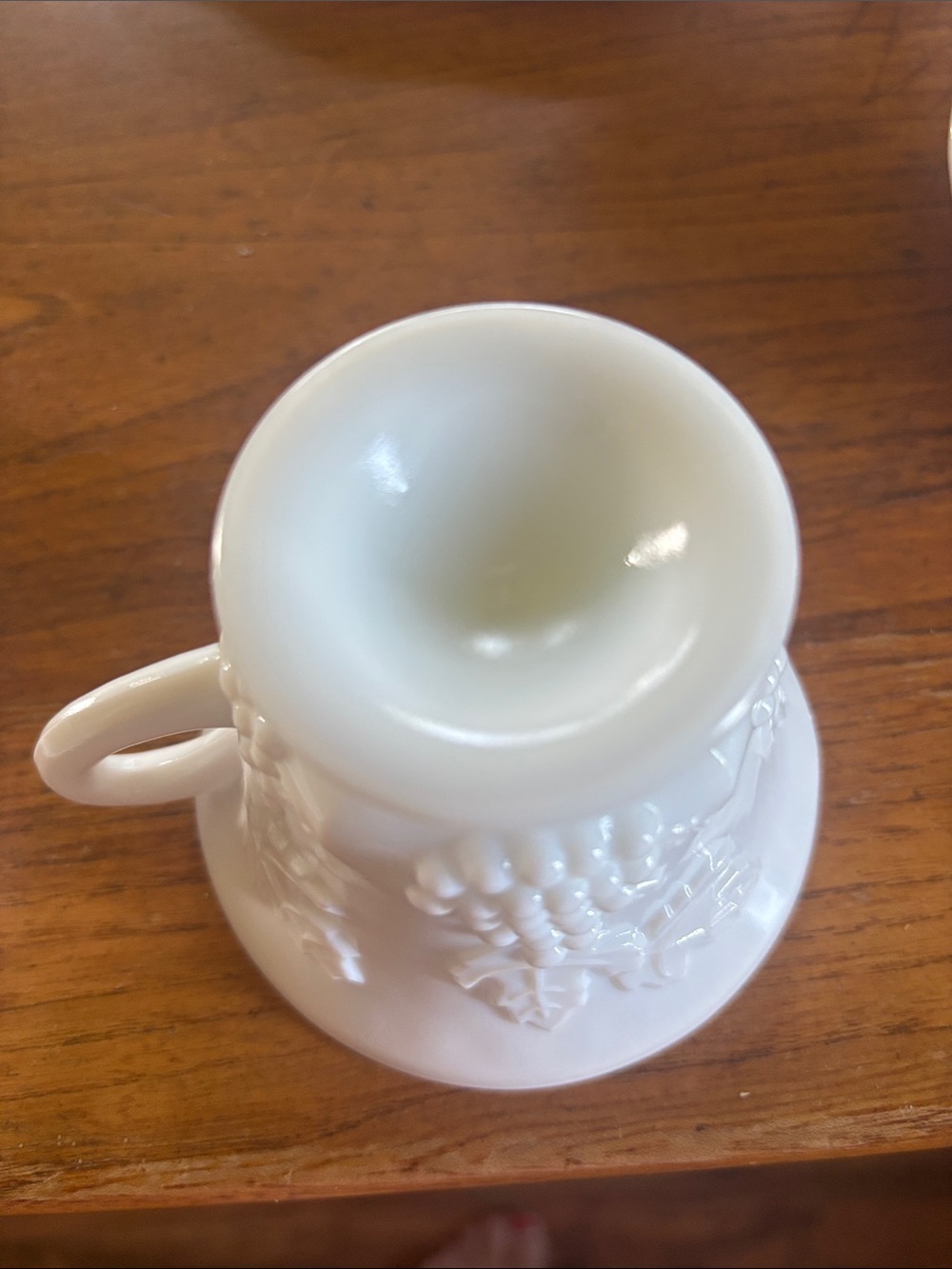 Vintage Indiana Glass Set of 6 Harvest Grape pattern white milk glass snack set - Picture 6 of 13